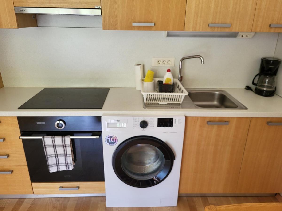 Apartma Runi Pod Zlato Lisico Pekre Extérieur photo